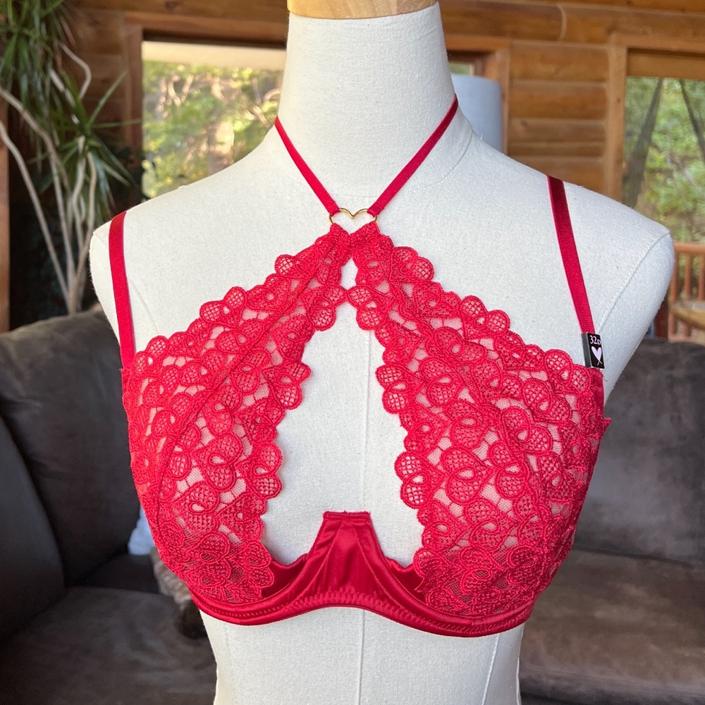 Victoria’s Secret Heart Red Lace Bra